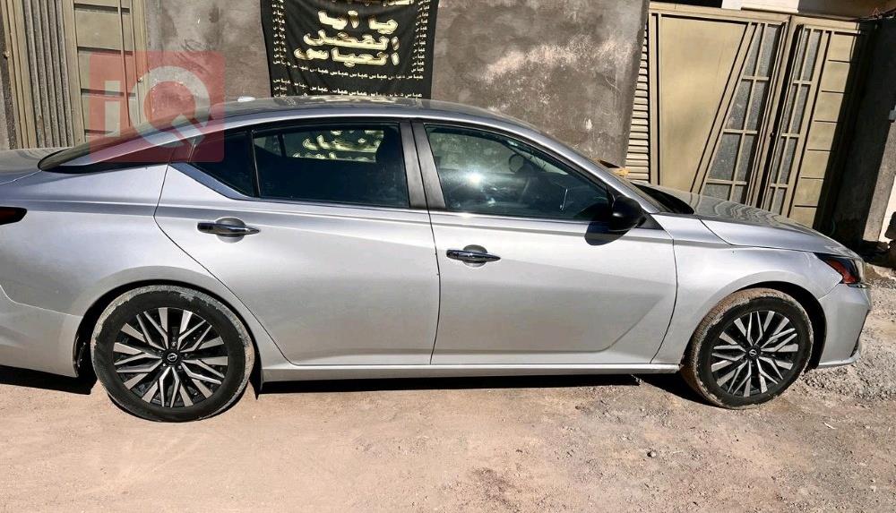 نيسان ألتيما